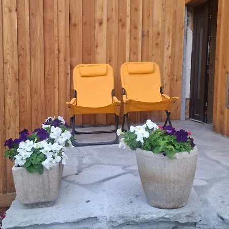 Cozy Apartment, Private Entrance, * Valgrisenche