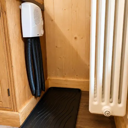 Cozy Apartment, Private Entrance, *