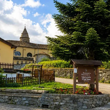 Cozy Apartment, Private Entrance, * Valgrisenche